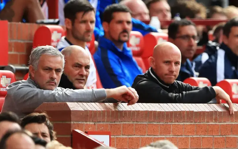 “إنه قادر على تدريب هذا النادي!” – نيكي بوت يؤيد عودة جوزيه مورينيو في فترة ثانية مثيرة مع مانشستر يونايتد.